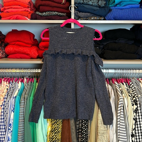 Loft bluish gray cold shoulder long sleeve ruffled crew neck sweater size XS - Picture 1 of 3